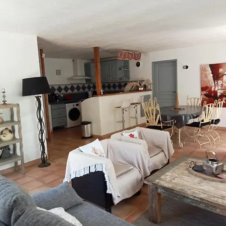 Villa Cosy En Provence à Maillane Extérieur photo